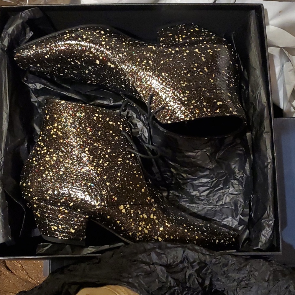 Sz 37 NIB $1695 Saint Laurent boots - Picture 8 of 8